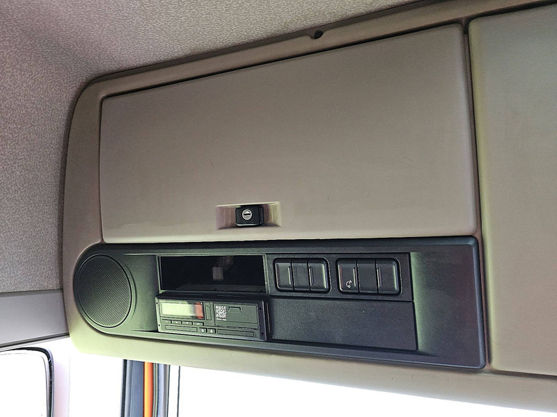 Cabeza tractora DAF XF 440: foto 11
