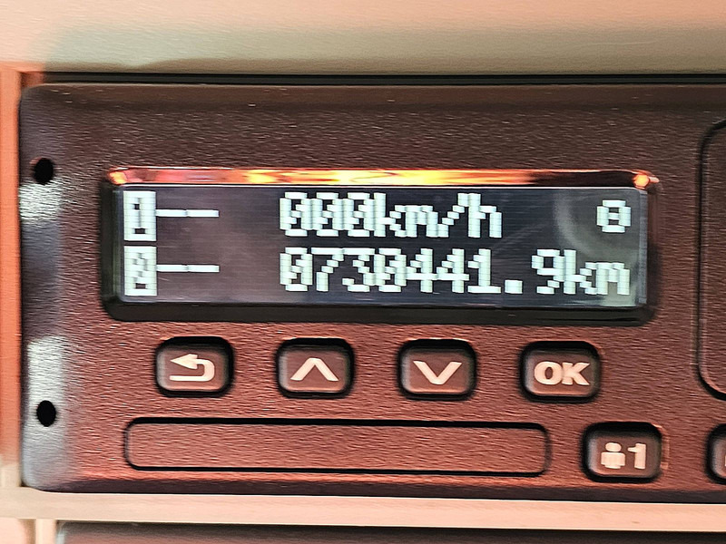 Leasing de Iveco AS440S46 STRALIS 6X2 TXP TWINSTEER Iveco AS440S46 STRALIS 6X2 TXP TWINSTEER: foto 9