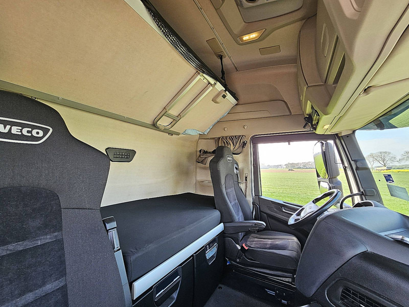 Cabeza tractora Iveco S-WAY AS440S48 SKIRTS 2X FRIDGE: foto 17
