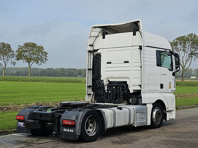 MAN 18.460 TGX XLX LLS-U 2X TANK - Cabeza tractora: foto 3 MAN 18.460 TGX XLX LLS-U 2X TANK - Cabeza tractora: foto 3