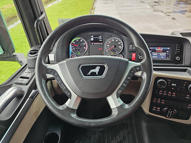 Foto del interior 2: Cabeza tractora MAN 18.500 TGX XXL 2X TANK INTARDER