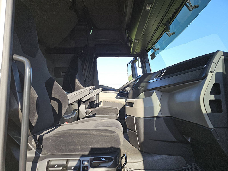 Cabeza tractora MAN 18.510 TGX GX XXL INTARDER LED: foto 7