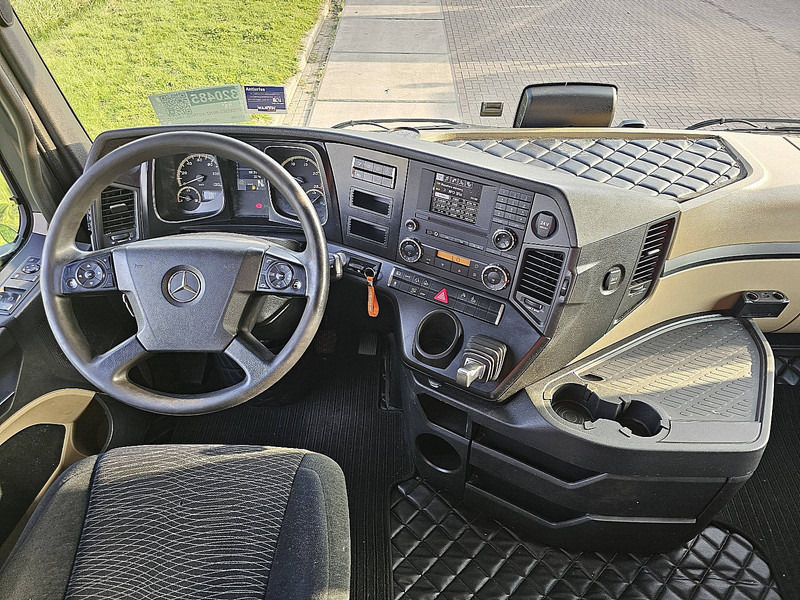 Cabeza tractora Mercedes-Benz ACTROS 1842 LS BIGSPACE 2X TANK: foto 8 Cabeza tractora Mercedes-Benz ACTROS 1842 LS BIGSPACE 2X TANK: foto 8