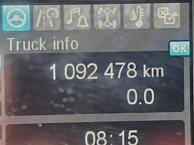 Cabeza tractora Mercedes-Benz ACTROS 1842 LS BIGSPACE 2X TANK: foto 9 Cabeza tractora Mercedes-Benz ACTROS 1842 LS BIGSPACE 2X TANK: foto 9