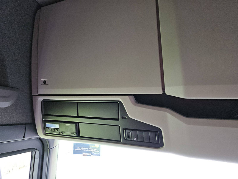 Cabeza tractora Scania S450 RETARDER 2X TANK: foto 13 Cabeza tractora Scania S450 RETARDER 2X TANK: foto 13