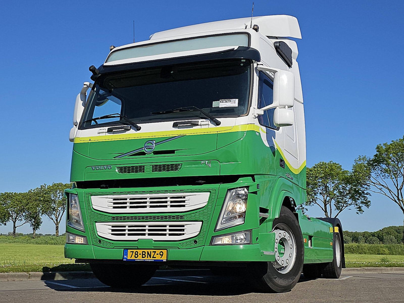 Volvo FM 420 GLOBETROTTER 13 LTR - Cabeza tractora: foto 1 Volvo FM 420 GLOBETROTTER 13 LTR - Cabeza tractora: foto 1