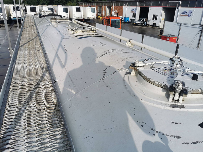 Semirremolque cisterna Feldbinder KIP 60M3: foto 12 Semirremolque cisterna Feldbinder KIP 60M3: foto 12