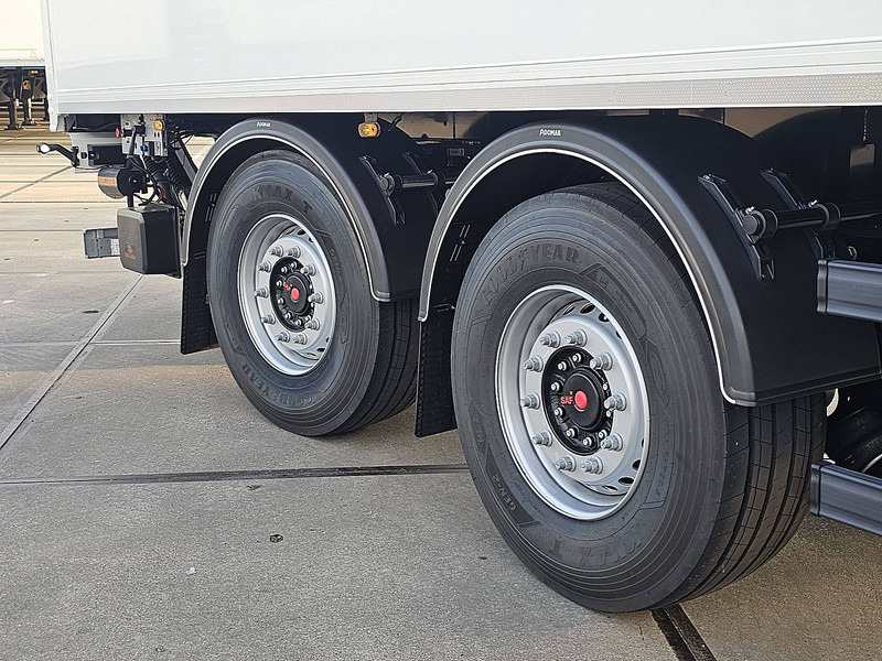 Semirremolque caja cerrada KLEYN TRAILERS TFSH 18 KOFFER: foto 7