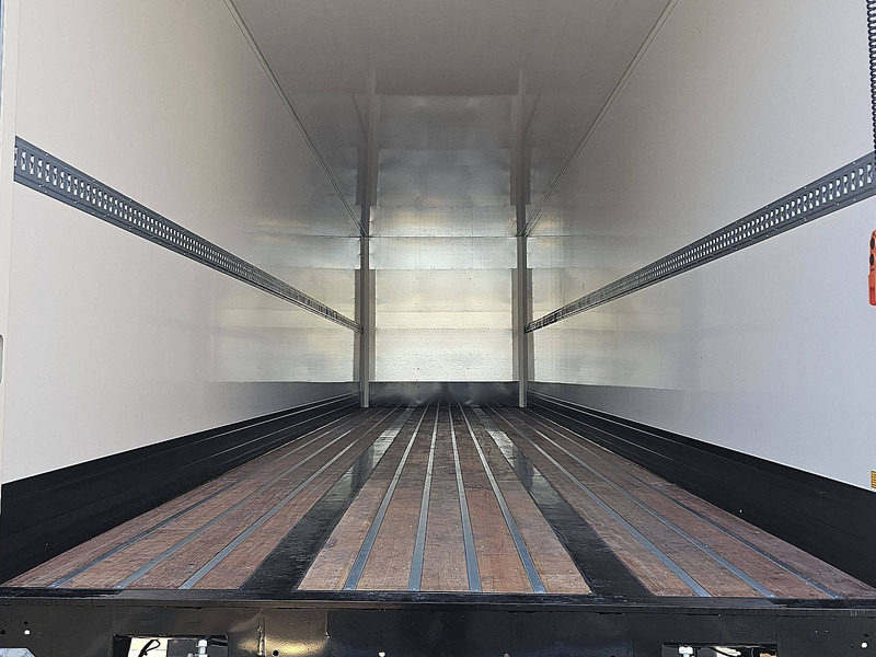 Semirremolque caja cerrada KLEYN TRAILERS TFSH 18 KOFFER: foto 6