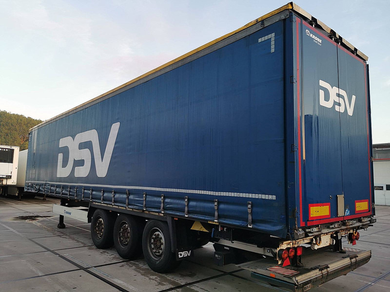 Krone SDP 02 BÄR 2 TONS TAILLIFT - Semirremolque lona: foto 5 Krone SDP 02 BÄR 2 TONS TAILLIFT - Semirremolque lona: foto 5