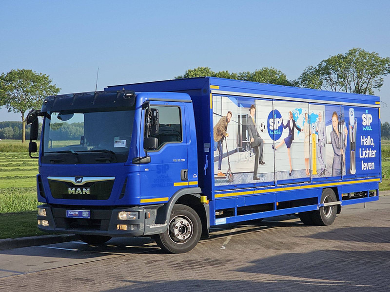 MAN 12.190 TGL AIRCO 3 SEATS - Camión caja cerrada: foto 2 MAN 12.190 TGL AIRCO 3 SEATS - Camión caja cerrada: foto 2