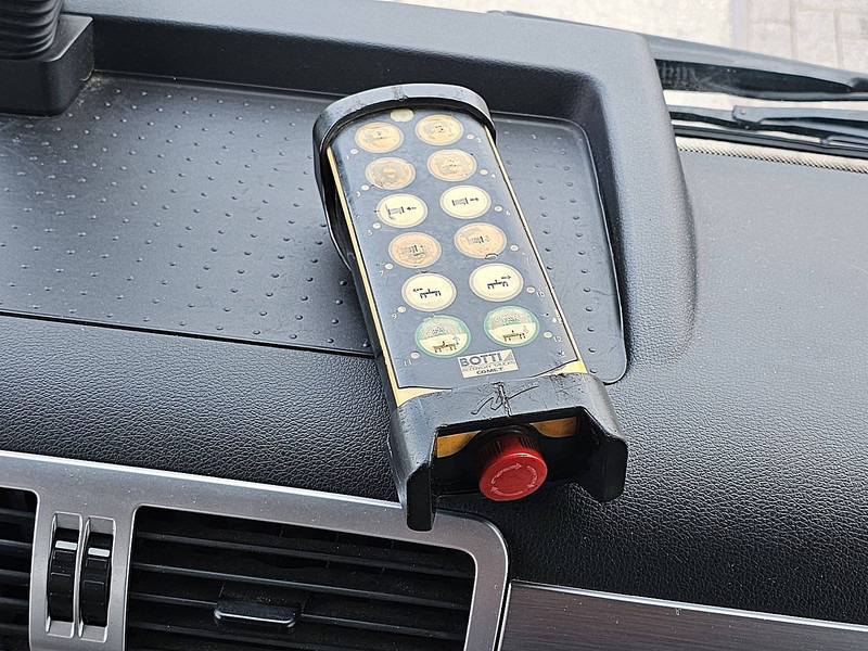 Camión portavehículos MAN 12.220 TGL BOTTIE PLATFORM+TOW: foto 18 Camión portavehículos MAN 12.220 TGL BOTTIE PLATFORM+TOW: foto 18