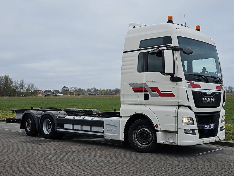 MAN 26.440 TGX XXL 6X2-4 INTARDER - Camión portacontenedore/ Intercambiable: foto 5 MAN 26.440 TGX XXL 6X2-4 INTARDER - Camión portacontenedore/ Intercambiable: foto 5