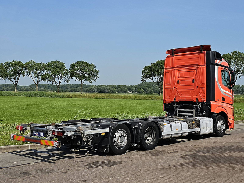 Mercedes-Benz ACTROS 2545 LS - Camión portacontenedore/ Intercambiable: foto 3 Mercedes-Benz ACTROS 2545 LS - Camión portacontenedore/ Intercambiable: foto 3