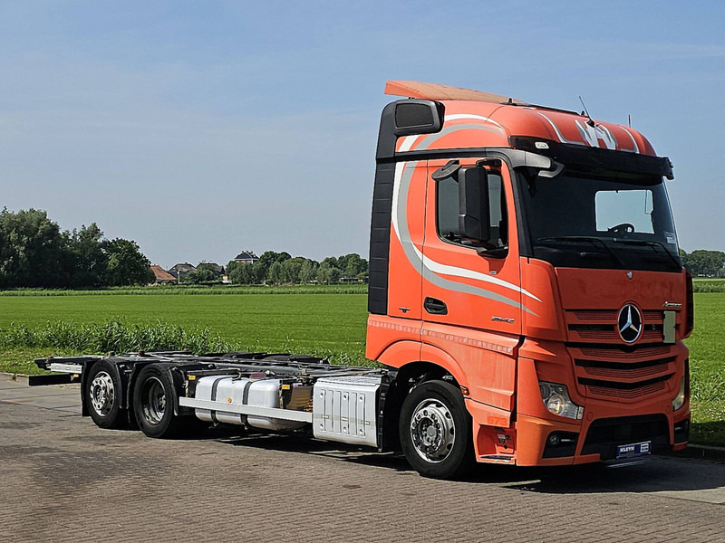 Mercedes-Benz ACTROS 2545 LS - Camión portacontenedore/ Intercambiable: foto 5 Mercedes-Benz ACTROS 2545 LS - Camión portacontenedore/ Intercambiable: foto 5