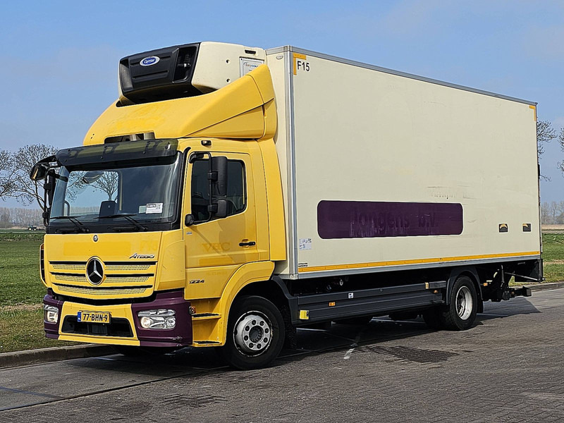 Mercedes-Benz ATEGO 1224 CARRIER TAILLIFT - Camión frigorífico: foto 2 Mercedes-Benz ATEGO 1224 CARRIER TAILLIFT - Camión frigorífico: foto 2