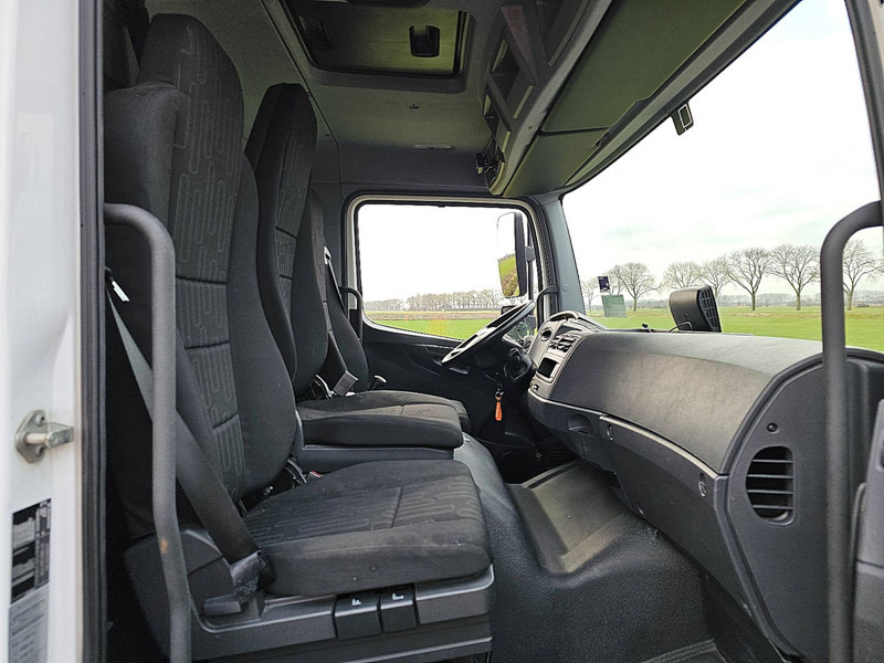 Camión frigorífico Mercedes-Benz ATEGO 1224 L CARRIER LIFT DOOR: foto 7