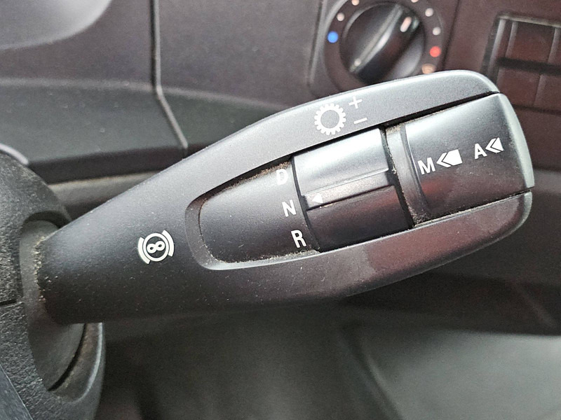 Camión frigorífico Mercedes-Benz ATEGO 1224: foto 11