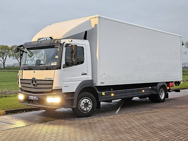 Mercedes-Benz ATEGO 1524 AIRCO LIFT AHK - Camión caja cerrada: foto 2 Mercedes-Benz ATEGO 1524 AIRCO LIFT AHK - Camión caja cerrada: foto 2