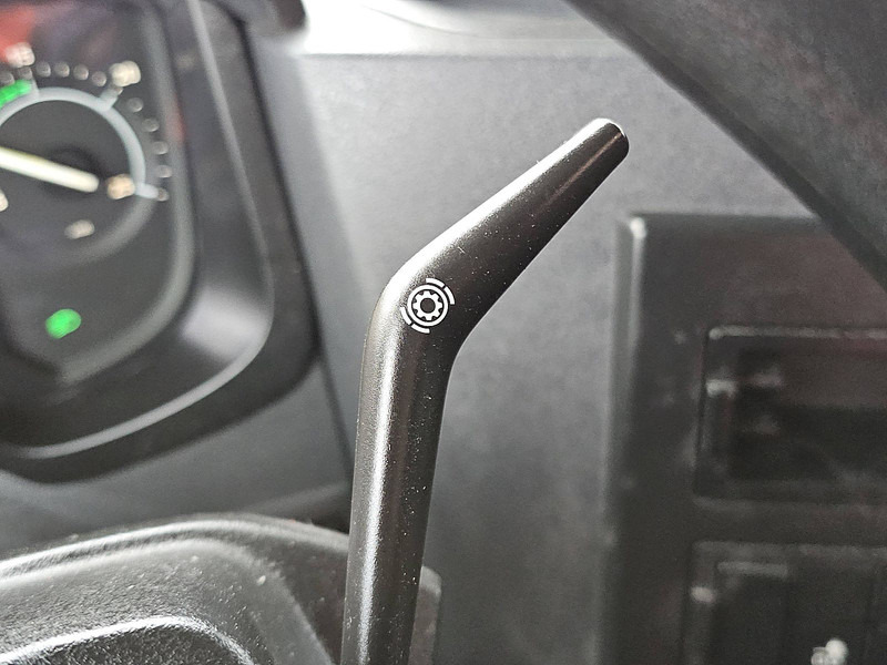 Camión caja abierta Renault: foto 12 Camión caja abierta Renault: foto 12