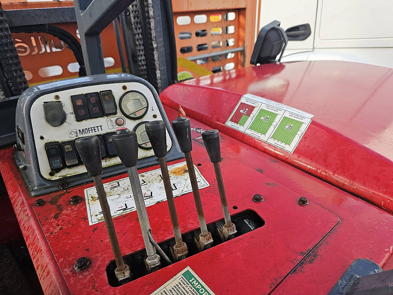 Camión caja abierta Renault: foto 15 Camión caja abierta Renault: foto 15