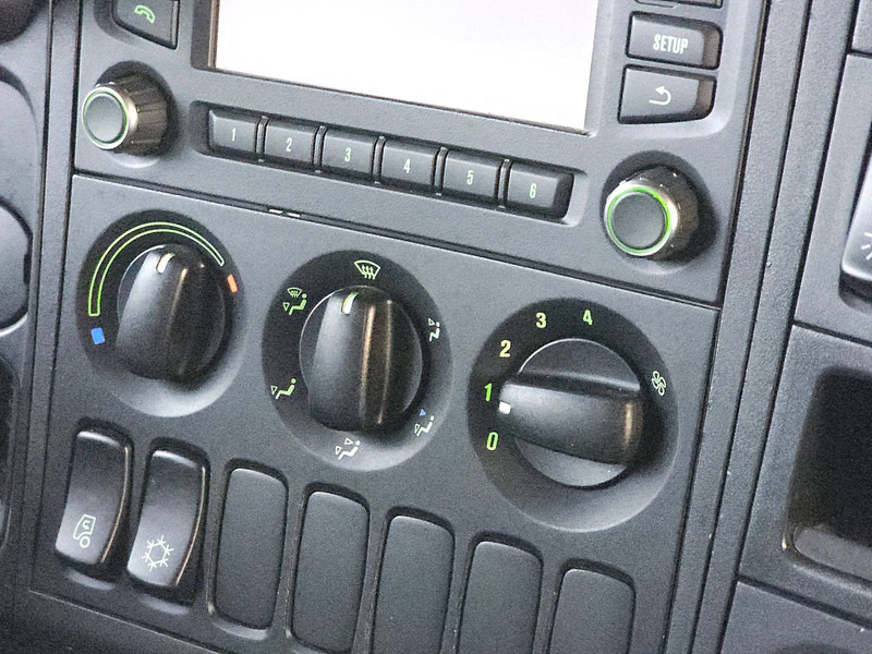 Camión caja abierta, Camión grúa Scania P410 PK18002-4 hydr: foto 10