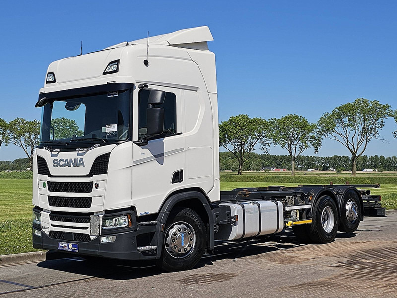 Scania R450 6x2*4 - Camión portacontenedore/ Intercambiable: foto 2 Scania R450 6x2*4 - Camión portacontenedore/ Intercambiable: foto 2