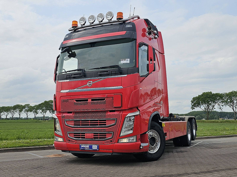 Volvo FH 540 6X4 LIFTING BOOGIE - Camión multibasculante: foto 1 Volvo FH 540 6X4 LIFTING BOOGIE - Camión multibasculante: foto 1
