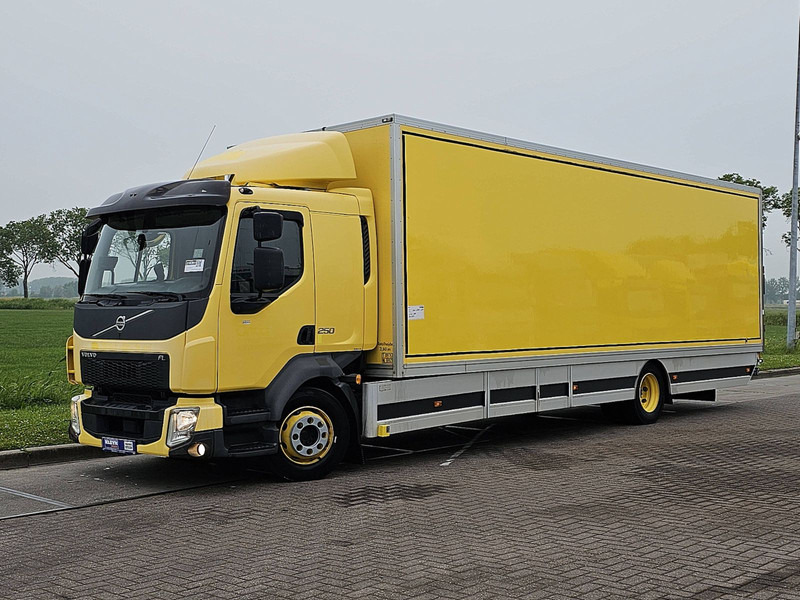 Volvo FL 250.12 AIRCO SIDE DOORS - Camión caja cerrada: foto 2 Volvo FL 250.12 AIRCO SIDE DOORS - Camión caja cerrada: foto 2