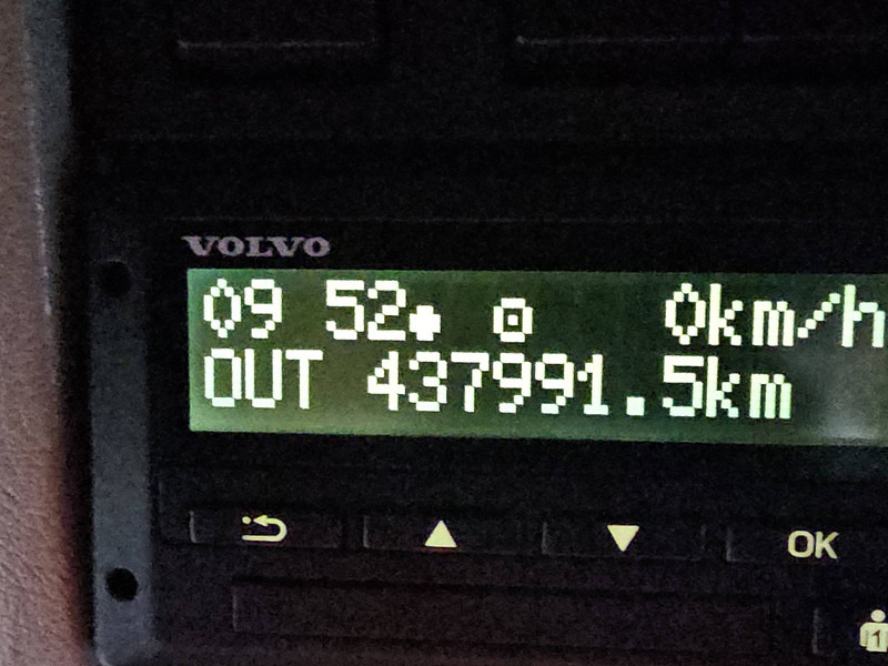 Camión caja cerrada Volvo FM 420 D13K 6X2 GETRÄNKE: foto 9 Camión caja cerrada Volvo FM 420 D13K 6X2 GETRÄNKE: foto 9