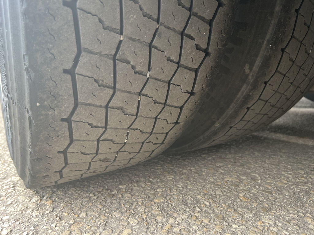 MAN TGX 18.440 EEV Klimaautomatik Motorbremse 2xBett - Cabeza tractora: foto 3 MAN TGX 18.440 EEV Klimaautomatik Motorbremse 2xBett - Cabeza tractora: foto 3