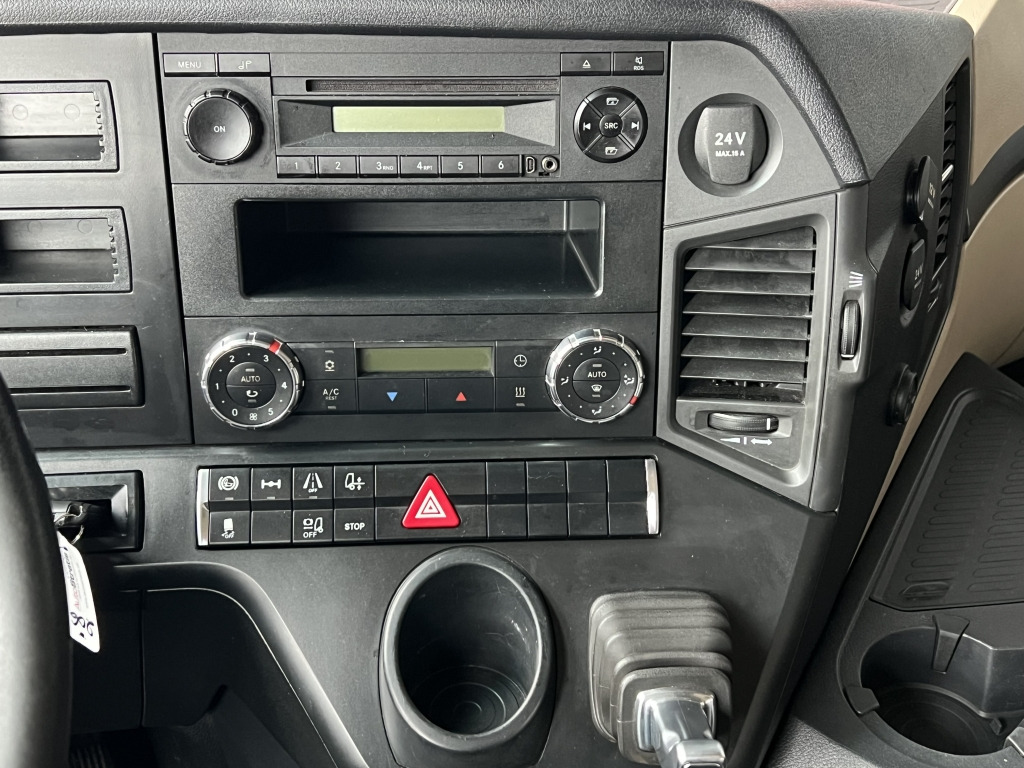 Mercedes-Benz Actros 1843 Klima Retarder ACC-Abstandstempomat - Cabeza tractora: foto 3 Mercedes-Benz Actros 1843 Klima Retarder ACC-Abstandstempomat - Cabeza tractora: foto 3