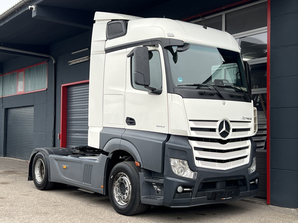 Mercedes-Benz Actros 1843 Klima Retarder ACC-Abstandstempomat - Cabeza tractora: foto 1 Mercedes-Benz Actros 1843 Klima Retarder ACC-Abstandstempomat - Cabeza tractora: foto 1