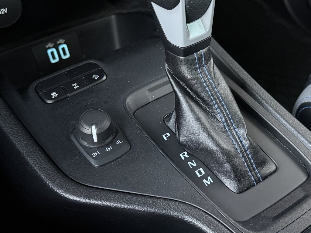 Ford Ranger 2.0L Ecoblue Raptor DoKa 4x4 Standheizung - Furgoneta caja abierta, Furgoneta combi: foto 2 Ford Ranger 2.0L Ecoblue Raptor DoKa 4x4 Standheizung - Furgoneta caja abierta, Furgoneta combi: foto 2