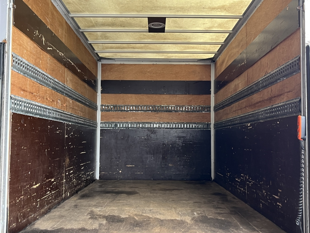 Iveco Daily 35C18 3.0 Euro4 Tempomat 4,15m Koffer+ LBW - Furgoneta caja cerrada: foto 2 Iveco Daily 35C18 3.0 Euro4 Tempomat 4,15m Koffer+ LBW - Furgoneta caja cerrada: foto 2