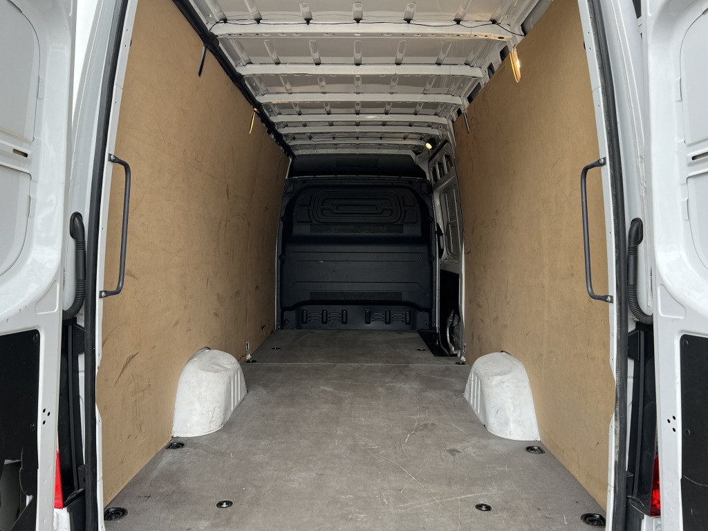 Mercedes-Benz Sprinter 315 CDI Klima Tempomat 3-Sitze 77.000km - Furgón: foto 4 Mercedes-Benz Sprinter 315 CDI Klima Tempomat 3-Sitze 77.000km - Furgón: foto 4