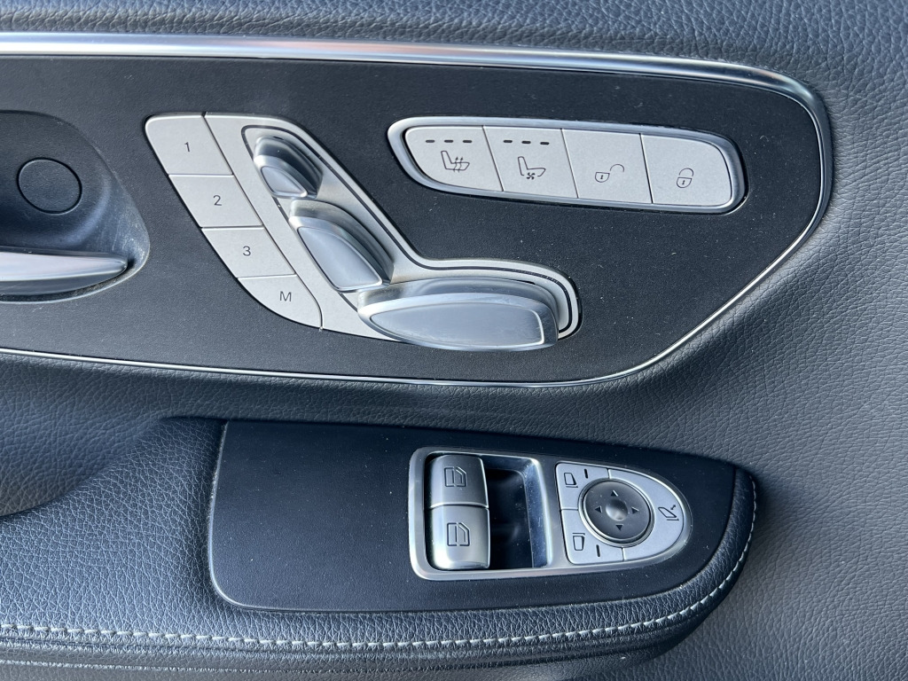 Mercedes-Benz V 250 4Matic LANG AVANTGARDE AMG LINE Burmester - Coche: foto 3 Mercedes-Benz V 250 4Matic LANG AVANTGARDE AMG LINE Burmester - Coche: foto 3