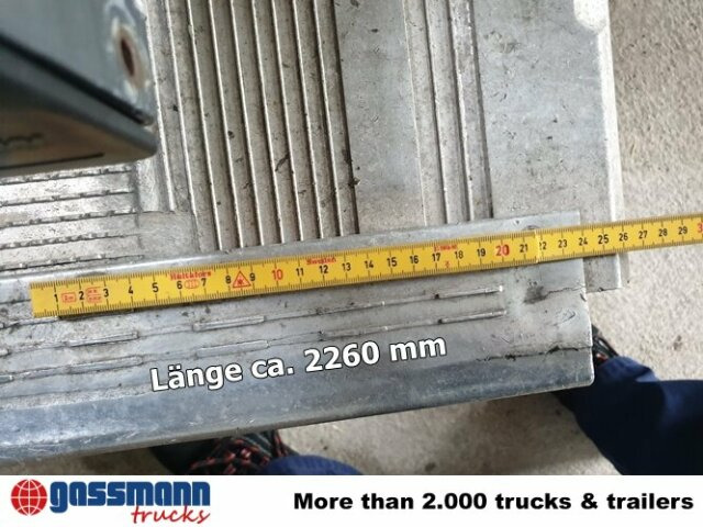 Baer Cargolift Ladebordwand 2t BÄR Typ BC2000S4 - Trampilla elevadora: foto 2 Baer Cargolift Ladebordwand 2t BÄR Typ BC2000S4 - Trampilla elevadora: foto 2