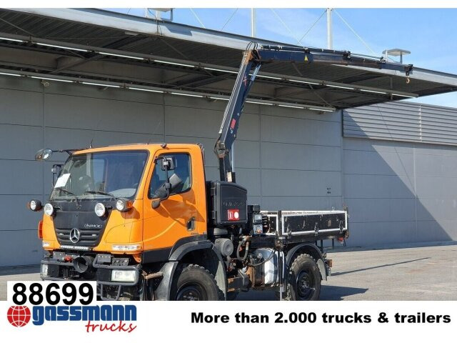 Unimog U 20 4x4, Zapfwelle, Kran Hiab 022D-3 HiDuo, - Furgoneta: foto 1 Unimog U 20 4x4, Zapfwelle, Kran Hiab 022D-3 HiDuo, - Furgoneta: foto 1