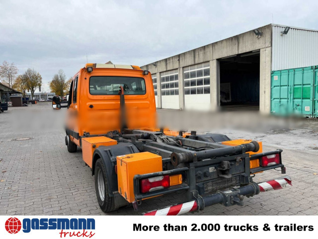 Iveco Daily 70C17 4x2 Doka, EEV, Werkzeugschränke, - Camión multibasculante: foto 2 Iveco Daily 70C17 4x2 Doka, EEV, Werkzeugschränke, - Camión multibasculante: foto 2