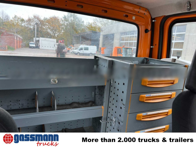 Iveco Daily 70C17 4x2 Doka, EEV, Werkzeugschränke, - Camión multibasculante: foto 3 Iveco Daily 70C17 4x2 Doka, EEV, Werkzeugschränke, - Camión multibasculante: foto 3