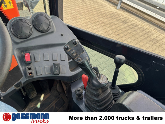 Cargadora de ruedas Kubota R065 4x4, Palettengabel, ca. 1.733 Betr.-Std.: foto 6