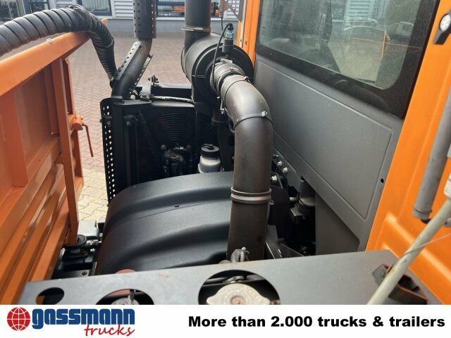 M31 4x4, 3-S-Kipper, Schneepflug, Streuer - Barredora vial: foto 4 M31 4x4, 3-S-Kipper, Schneepflug, Streuer - Barredora vial: foto 4