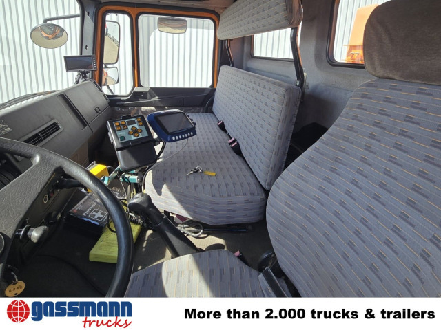 MAN F10 26.272 6x6, F90 - Camión chasis: foto 2 MAN F10 26.272 6x6, F90 - Camión chasis: foto 2