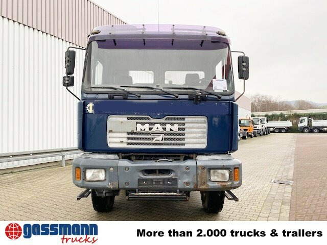 MAN T40 26.364/414 6x4, 6-Zylinder - Camión chasis: foto 4 MAN T40 26.364/414 6x4, 6-Zylinder - Camión chasis: foto 4