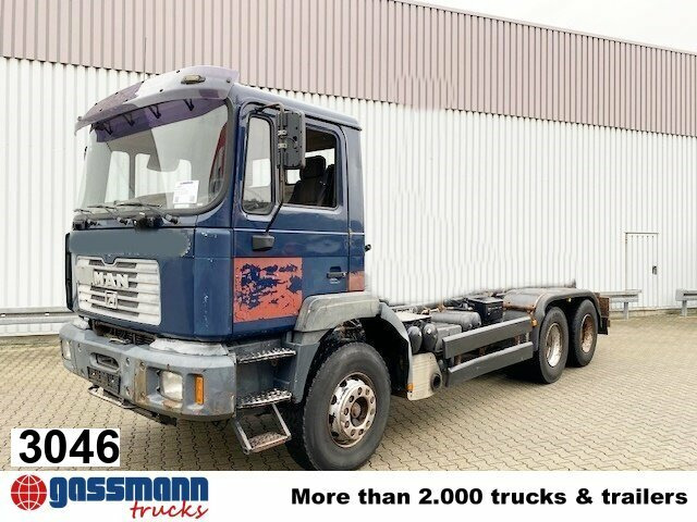 MAN T40 26.364/414 6x4, 6-Zylinder - Camión chasis: foto 1 MAN T40 26.364/414 6x4, 6-Zylinder - Camión chasis: foto 1
