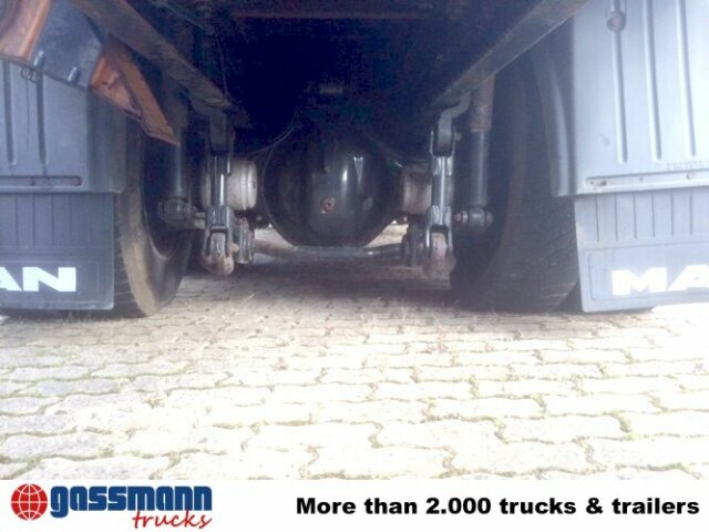 MAN TGA 26.413 BB 6x4 Kran Heckkran Jonsered 1020 - Camión forestal, Camión grúa: foto 4 MAN TGA 26.413 BB 6x4 Kran Heckkran Jonsered 1020 - Camión forestal, Camión grúa: foto 4