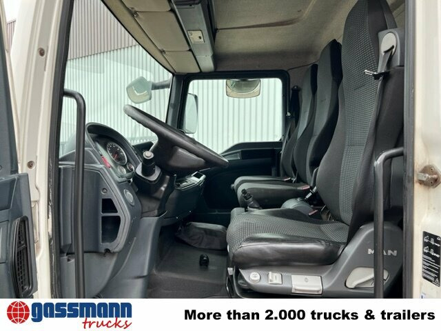 MAN TGL 8.180 4x2 BL mit MBB LBW - Camión caja cerrada: foto 2 MAN TGL 8.180 4x2 BL mit MBB LBW - Camión caja cerrada: foto 2