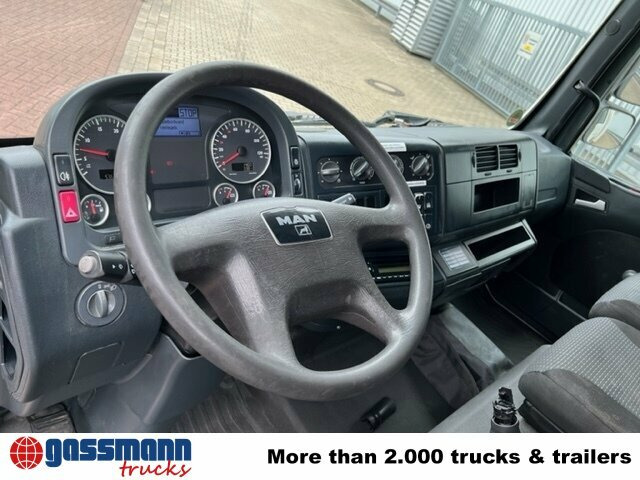 MAN TGL 8.180 4x2 BL mit MBB LBW - Camión caja cerrada: foto 4 MAN TGL 8.180 4x2 BL mit MBB LBW - Camión caja cerrada: foto 4