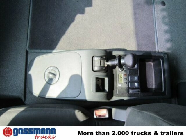 MAN TGM 12.280BL 4x2 - Camión portavehículos: foto 2 MAN TGM 12.280BL 4x2 - Camión portavehículos: foto 2